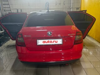 2018 Skoda Rapid I Рестайлинг, красный, 1000000 рублей, вид 4