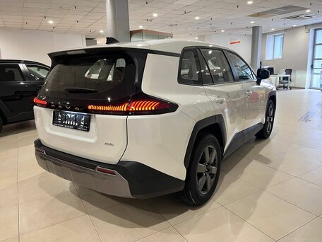 2026 Toyota RAV4 VI (XA60), белый, 4150000 рублей, вид 4