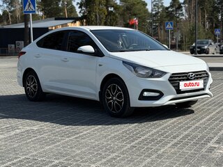 2019 Hyundai Solaris II, белый, 1080000 рублей, вид 3