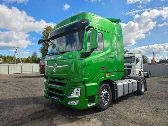 2024 Dongfeng GX, зелёный