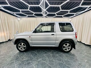 2010 Mitsubishi Pajero Mini II, серый, 859000 рублей, вид 3