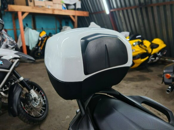 2012 Honda VFR 1200, белый, 860000 рублей - вид 32