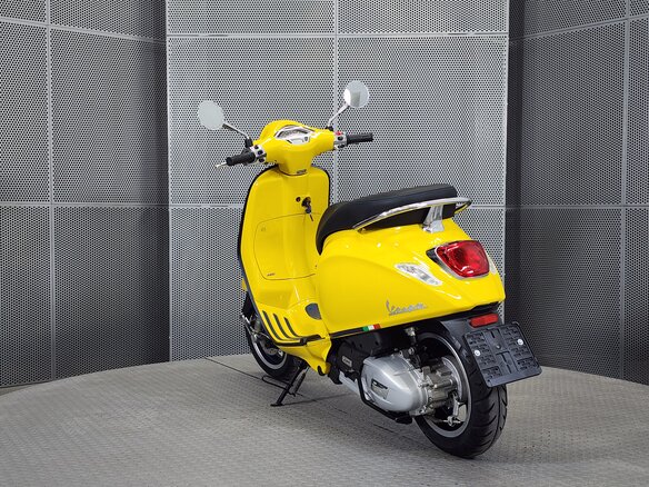 2023 Vespa Primavera, жёлтый, 419000 рублей - вид 6