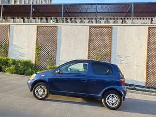 1999 Toyota Vitz I (P10), синий, 335000 рублей, вид 4