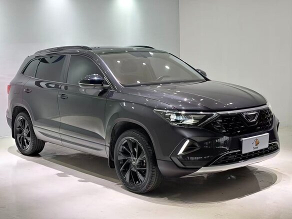 2022 Jetta VS7 I, серый, 1700000 рублей - вид 2