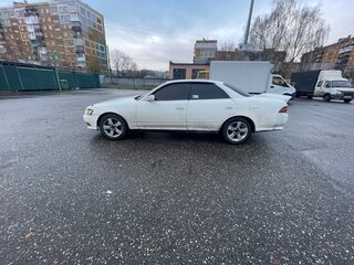 1993 Toyota Mark II VII (X90), белый, 520000 рублей, вид 2