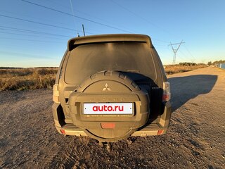 2008 Mitsubishi Pajero IV, чёрный, 1550000 рублей, вид 2
