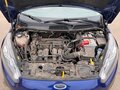 2016 Ford Fiesta Mk6 Рестайлинг, синий, 850000 рублей - вид 6