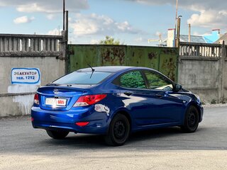 2013 Hyundai Accent IV, синий, 810000 рублей, вид 3