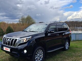 2015 Toyota Land Cruiser Prado 150 Series Рестайлинг 1, чёрный, 3850000 рублей, вид 1