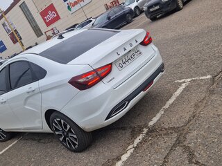 2024 Lada (ВАЗ) Vesta I Рестайлинг (NG), белый, 1250000 рублей, вид 2