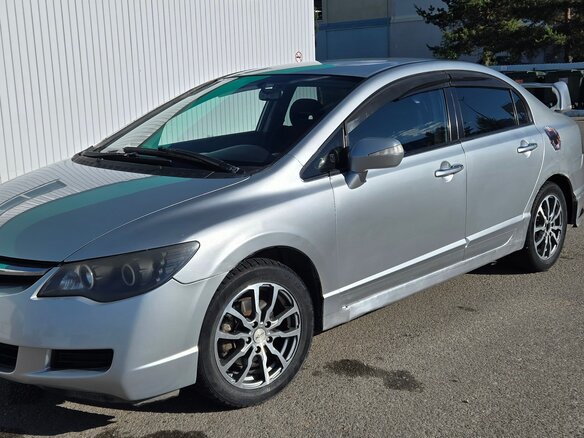 2007 Honda Civic VIII, серебристый, 550000 рублей