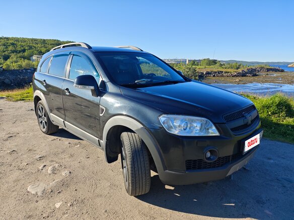 2011 Chevrolet Captiva I, чёрный, 900000 рублей