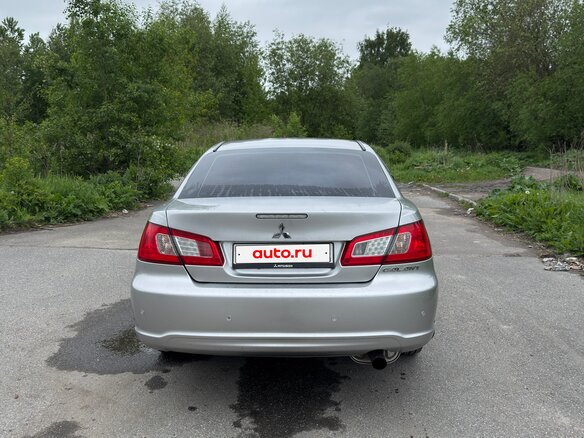 2008 Mitsubishi Galant IX Рестайлинг 2, серебристый, 930000 рублей - вид 4