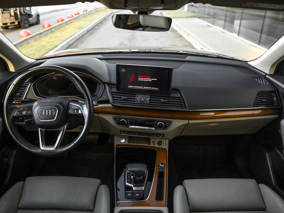 2021 Audi Q5 45 TFSI II (FY) Рестайлинг, чёрный, 3999000 рублей - вид 10