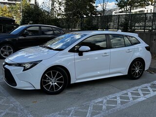 2022 Toyota Corolla XII (E210), белый, 1870000 рублей, вид 2