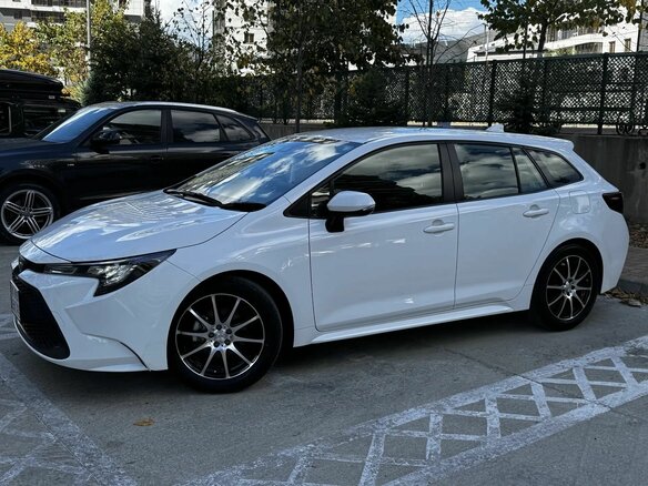 2022 Toyota Corolla XII (E210), белый, 1830000 рублей - вид 1