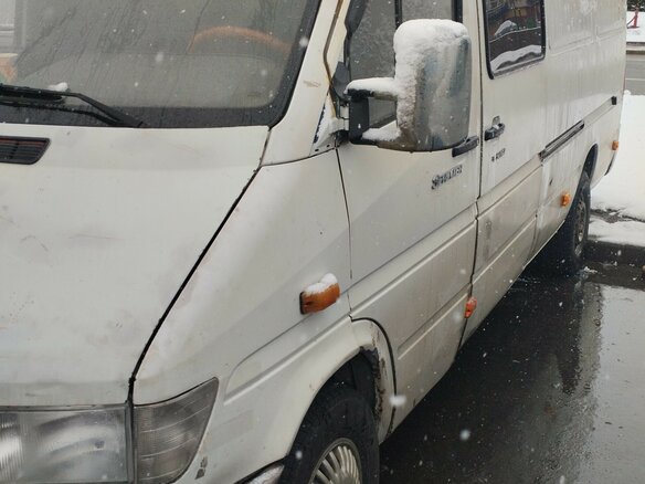 1998 Mercedes-Benz Sprinter, белый, 570000 рублей - вид 2