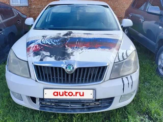 2011 Skoda Octavia II (A5) Рестайлинг, белый, 350000 рублей, вид 1