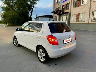 2013 Skoda Fabia II Рестайлинг, белый, 675000 рублей, вид 5