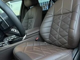 2023 BMW 7 серии 735i VII (G70), чёрный, 9999999 рублей, вид 4