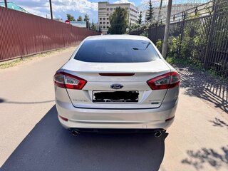 2013 Ford Mondeo IV Рестайлинг, серебристый, 925000 рублей, вид 4
