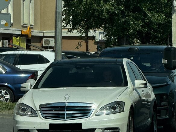 2011 Mercedes-Benz S-Класс 350 Long V (W221) Рестайлинг, белый, 2000000 рублей - вид 10