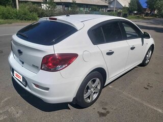 2013 Chevrolet Cruze I Рестайлинг, белый, 750000 рублей, вид 3