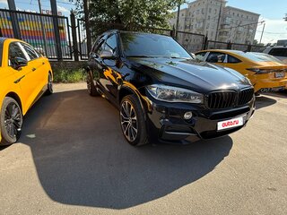 2018 BMW X5 M50d III (F15), пурпурный, 5000000 рублей, вид 3