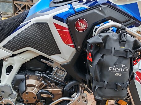 2022 Honda CRF 1100L Africa Twin, белый, 1990000 рублей, вид 3