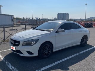 2013 Mercedes-Benz CLA 200 I (C117, X117), белый, 1100000 рублей, вид 1