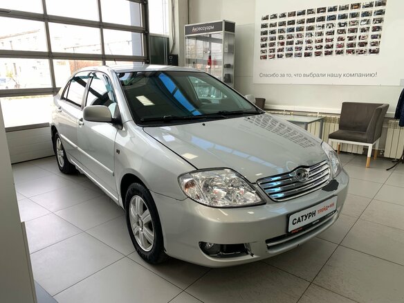 2005 Toyota Corolla IX (E120, E130) Рестайлинг, серебристый, 370000 рублей - вид 2