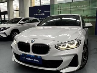 2023 BMW 1 серии 120i III (F52) Рестайлинг, белый, 2000000 рублей, вид 1