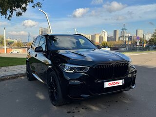 2020 BMW X5 40i IV (G05/G18), чёрный, 7150000 рублей, вид 2