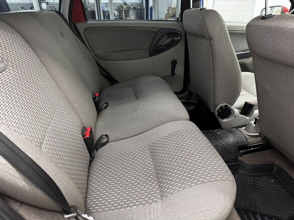 2011 Lada (ВАЗ) Kalina I, красный, 275000 рублей - вид 17