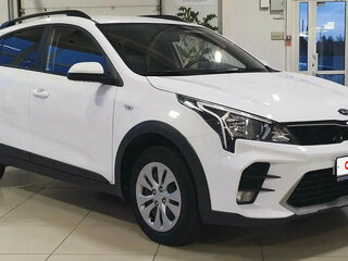 2021 Kia Rio X IV Рестайлинг, белый, 1828000 рублей, вид 1