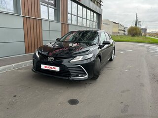 2021 Toyota Camry VIII (XV70) Рестайлинг, чёрный, 2350000 рублей, вид 1