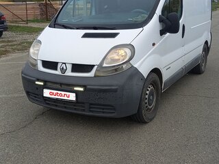 2002 Renault Trafic II, белый, 700000 рублей, вид 1