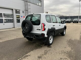 2026 Lada (ВАЗ) Niva Travel I Рестайлинг, белый, 1419000 рублей, вид 4