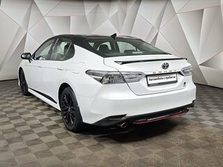 2021 Toyota Camry VIII (XV70) Рестайлинг, белый, 3299000 рублей, вид 4