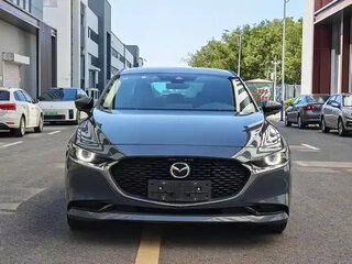 2023 Mazda 3 Axela IV (BP), серый, 1590000 рублей, вид 2