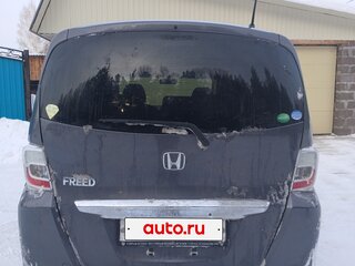 2013 Honda Freed I Рестайлинг, серый, 1350000 рублей, вид 2