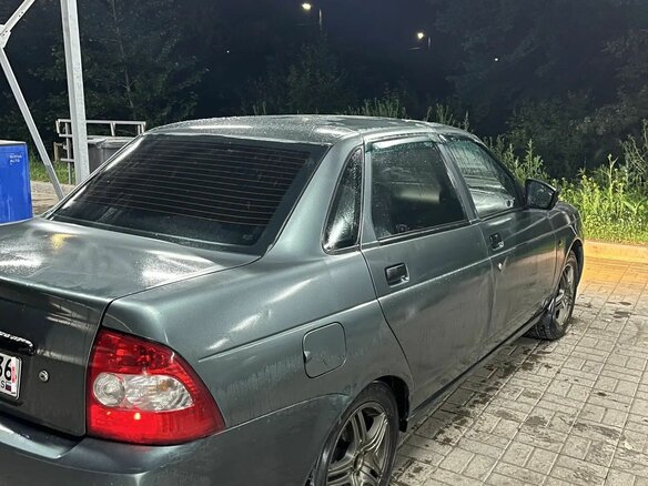 2008 Lada (ВАЗ) Priora I, зелёный, 250000 рублей - вид 4