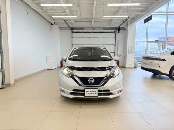 2017 Nissan Note e-Power II Рестайлинг, серый, 1279000 рублей - вид 9