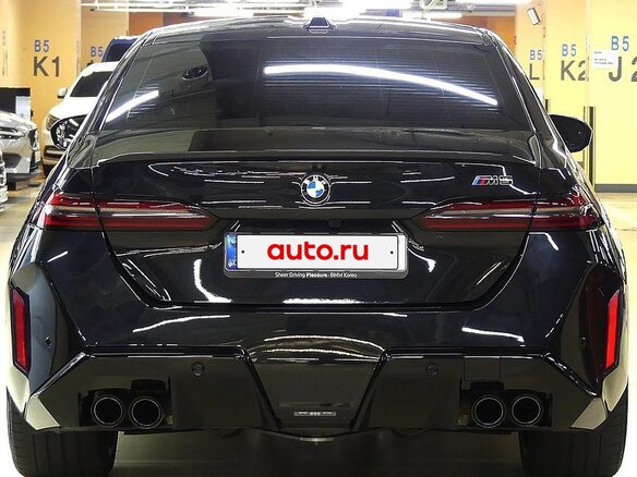 2025 BMW M5 VII (G90), чёрный - вид 6