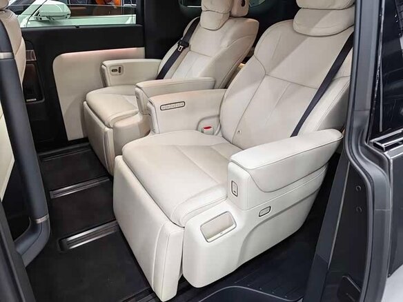 2025 Li Auto (Lixiang) Mega I, серый, 10234055 рублей - вид 6