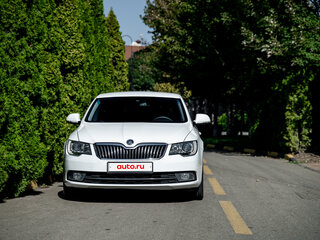 2013 Skoda Superb DSG II Рестайлинг, белый, 1600000 рублей, вид 4