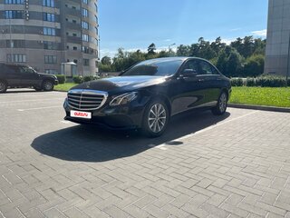 2020 Mercedes-Benz E-Класс 200 d V (W213, S213, C238), чёрный, 2900000 рублей, вид 1