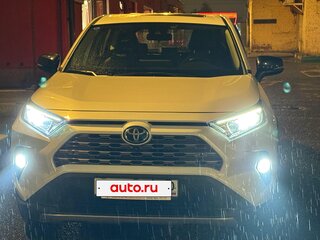2022 Toyota RAV4 V (XA50), белый, 3162000 рублей, вид 4