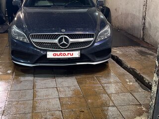 2017 Mercedes-Benz CLS 400 II (C218) Рестайлинг, синий, 5500000 рублей, вид 3